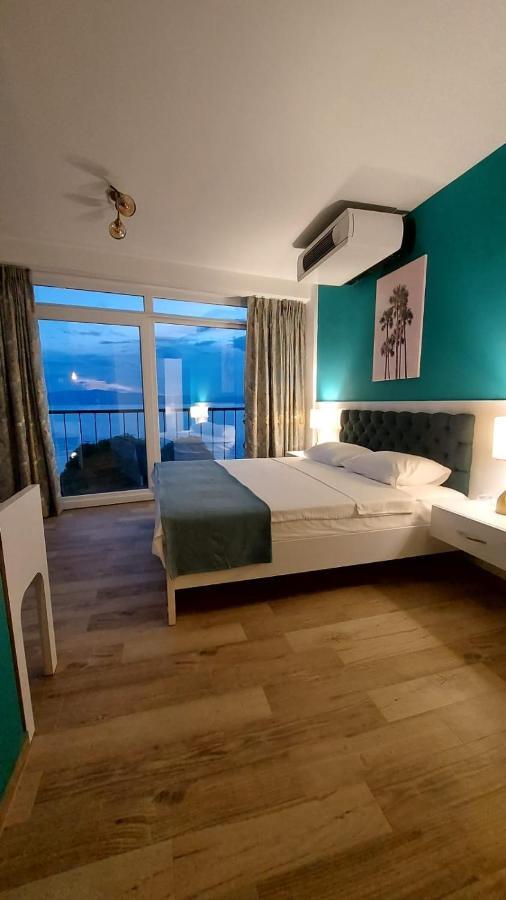 Pier 82 Apartments 奥赫里德 外观 照片